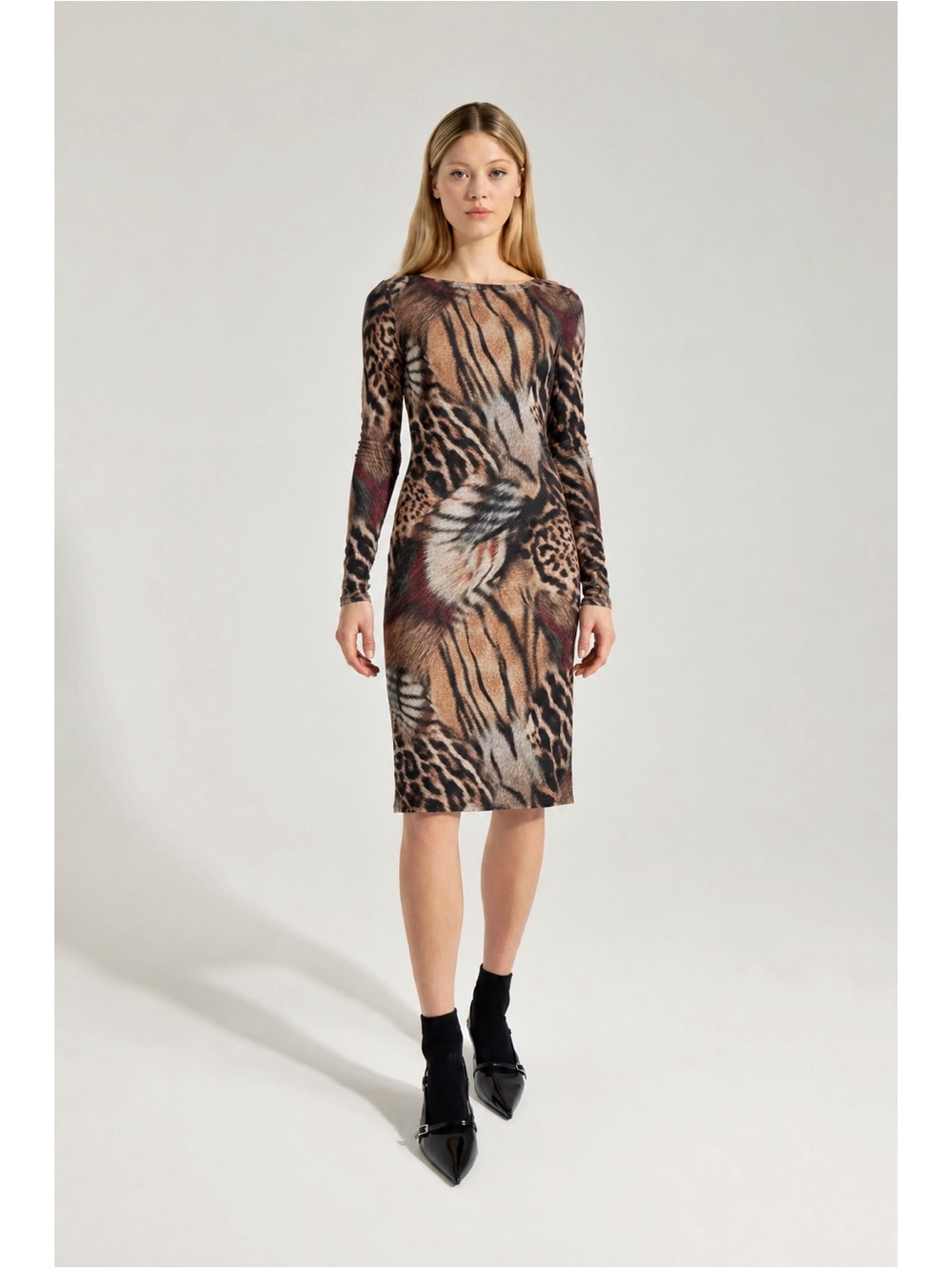 Nadya Toto Woman Animal Print Boat Neck Knee Length Dress MEDIUM Luxury Bodycon